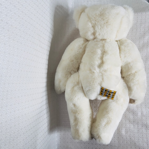 Vermont Teddy Bear White With rotatable Jointed Limbs, Head And Blue Eyes - Picture 5 of 12